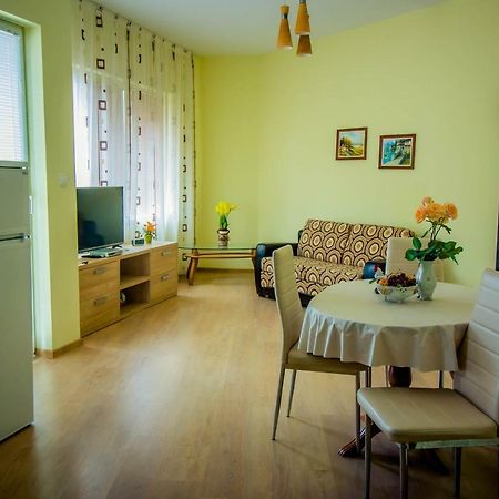 Apartcomplex Ritza Saints Constantine and Helena Exterior photo