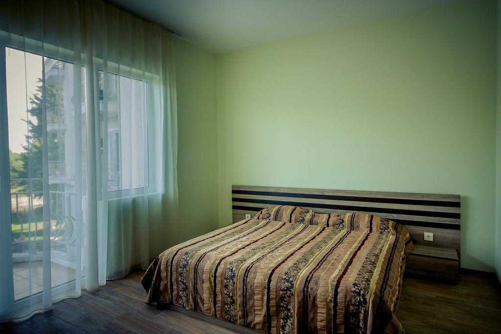Apartcomplex Ritza Saints Constantine and Helena Exterior photo