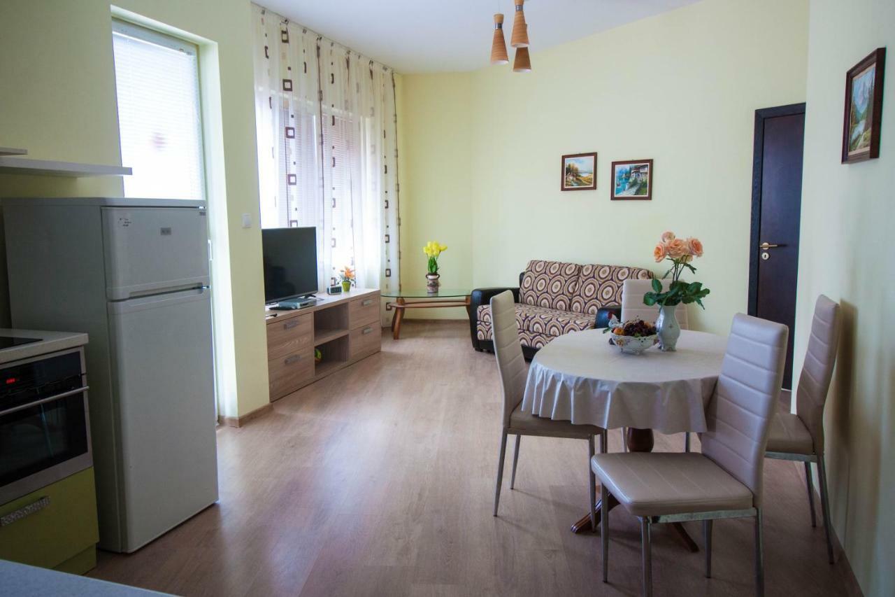 Apartcomplex Ritza Saints Constantine and Helena Exterior photo